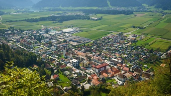 Foto von der Ortschaft Radlje aus der Luft