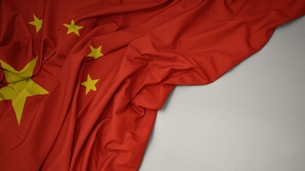 Eine zerknitterte chinesische Flagge