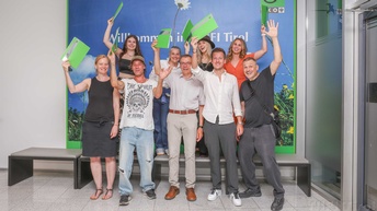 Gruppenbild der Absolventinnen und Absolventen der Meisterklasse Fotografie