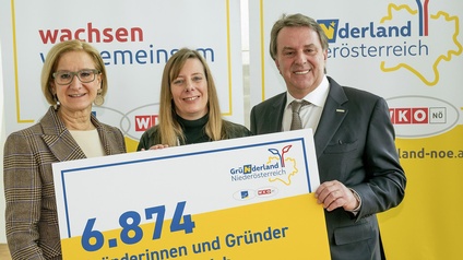 Landeshauptfrau Johanna Mikl-Leitner, Daniela Schwarz und WKNÖ-Präsident Wolfgang Ecker