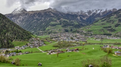 Ein Insolvenzverfahren in Matrei in Osttirol würde das Vertrauen in die öffentliche Hand nachhaltig und über Jahre untergraben. Der Schaden für Land, Gemeinden und Standort ist nicht zu verantworten.