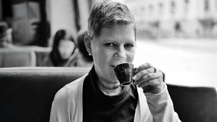 Andrea Wittmann im Kaffeehaus
