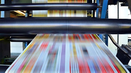 Offset-Rotationspresse in einer Druckerei