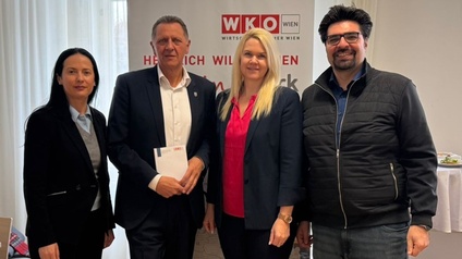 Bezirksvorsteher-Stellvertreterin Ramona Miletic, Bezirksvorsteher Thomas Steinhart, WKOimBezirk Obfrau Marie-Louise Prinz, WKOimBezirk Obfrau-Stellvertreter Ali Saeidi 