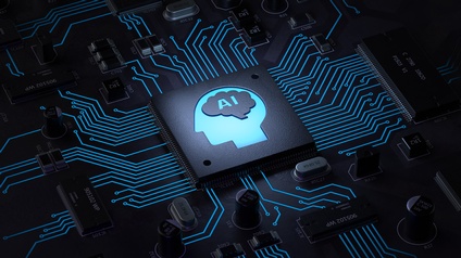 Grafische Darstellung einer Computerplatine, im Zentrum Umriss eines Kopfes in dem Gehirn mit Schriftzug AI abgebildet ist