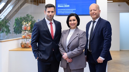 Von links: Vorstandsdirektor Manuel Molnar, Generaldirektorin Stefanie Christina Huber und Vorstandsdirektor Martin Punzenberger