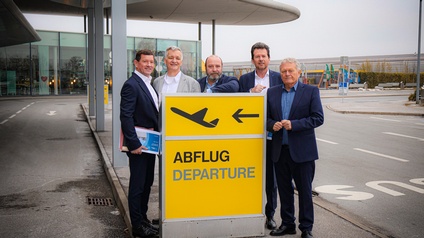 Jürgen Löschnig, Geschäftsführer Graz Airport, Manfred Eber, Stadtrat für Beteiligungen, Marc Perz, Vorstandsdirektor Holding Graz, Wolfgang Grimus, Geschäftsführer Graz Airport und Wolfgang Malik, designierter AR-Vorsitzender des Graz Airport