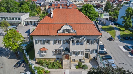 Team- und Gebäudefotos 