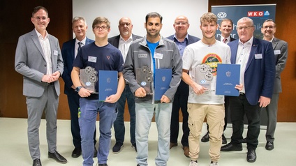 Teilnehmer de Bundeslehrlingswettbewerbs der Mechatroniker 2022