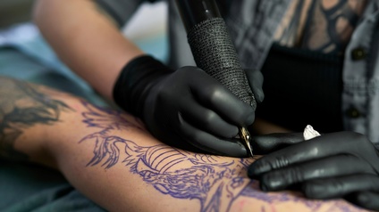 Symbolbild Tätowieren