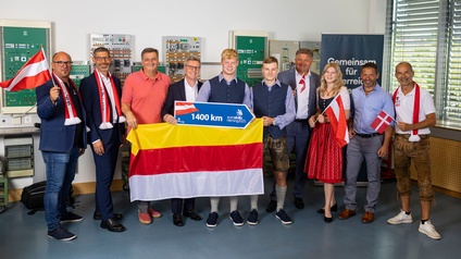 Gruppenfoto der Teilnehmer mit Vertretern der Wirtschaftskammer und Skills Austria