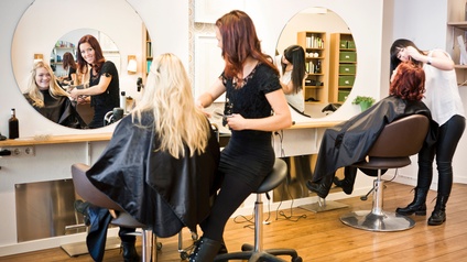 Drei auf einen Streich.<br />
