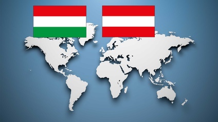 Weltkarte mit den Nationalflaggen von Ungarn und Österreich