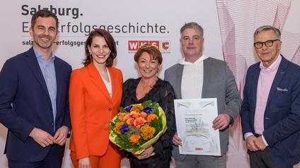Bei der Veranstaltung für den Flachgau (v. l.): WKS-Bezirksstellenobmann Martin Kaswurm, Landeshauptfrau Karoline Edtstadler, Ulrike Griesser, Mst. Robert Klausner und WKS-Präsident KommR Peter Buchmüller.