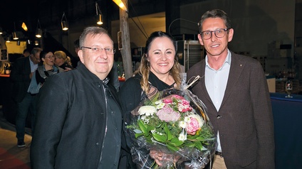 Jubilar Kaspar mit Frau und Spartenobmann