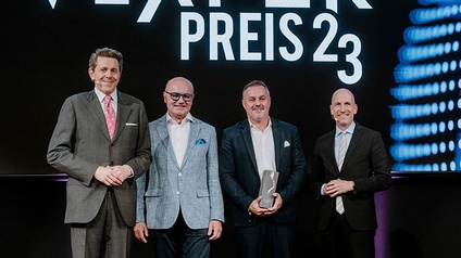 Gewinner in der Kategorie Gold: Schloss Schönbrunn Kultur- u. Betriebsges.m.b.H, Harald Mahrer - Präsident WKÖ, Robert Seeber, Klaus Panholzer, Martin Kocher - Minister BMAW 
