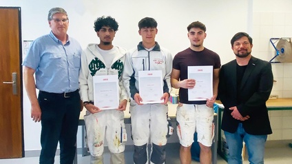 Karl Janitsch, Fazil Mohammad Belal (3. Platz),  Andreas Zapfel (1. Platz), Mark Farkas (2. Platz)  und Mst. Stefan Waller (v. l.) 