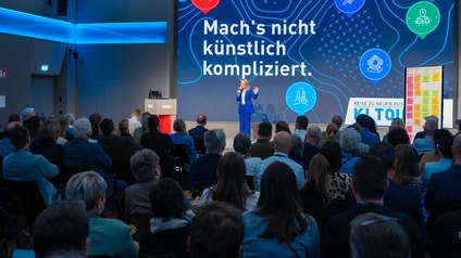 Die WKOÖ tourt mit einem Informationsangebot zur künstlichen Intelligenz durch Oberösterreich. 