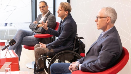 Im Bild von links: WK-Präsident Christoph Walser, Unternehmer Alexander Ledermair und der WK-Arbeitsrechtsexperte Bernhard Achatz. 