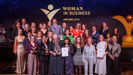 Gruppenbild von der Woman in Business Award Gala 2024
