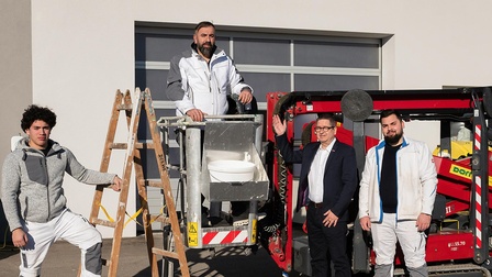 serie erfolgreich integriert. Maler Dervis Balikci