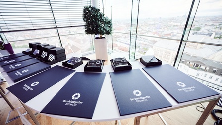 Objektiv Pressefotopreis und Urkunden