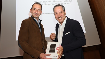 Immobiliensprecher Paul Perkonig und Rechtsanwalt Thomas Schneider bei der Fachgruppentagung der Immobilientreuhänder