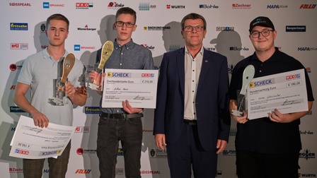Die Sieger des Bundeslehrlingswettbewerbs der Glasbautechniker