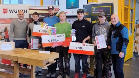 Siegerfoto mit Landesinnungsmeister Fritz Klaura und Christian Kowatsch von der Firma Würth