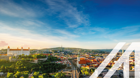Stadtansicht von Bratislava mit Blick auf die Altstadt und Donau<br />

