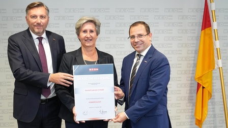 Wirtschaftskammerdirektor Harald Schermann, KommR Gabriele Schnödl und Wirtschaftskammerpräsident Andreas Wirth (v. l.). 