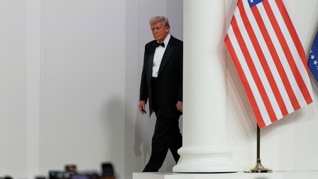 Donald Trump tritt vor die Presse