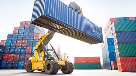 Schubladenstapler mit Container