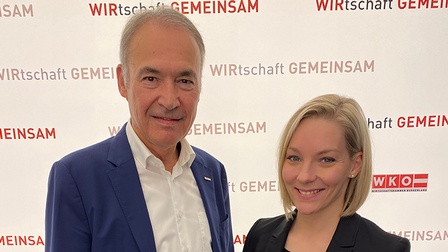 JW-Bundesvorsitzende Bettina Pauschenwein mit Präsident Peter Nemeth.