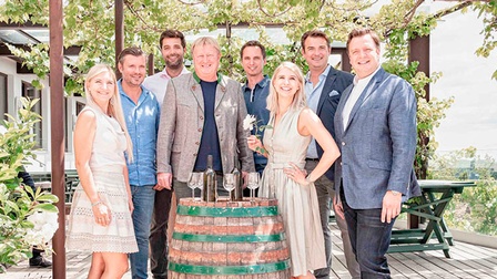 Christof Widakovich und die Grossauer-Familie wünschen ihrem EM-Starter Alexander Lind viel Erfolg bei den EuroSkills. 