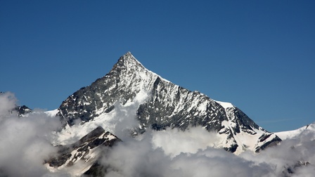 Breithorn, Blick auf die Gebirgsspitze