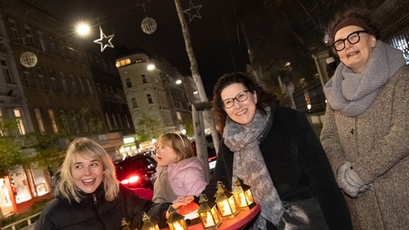 Bezirksvorsteherin Ottakring Mag. Steffi Lamp, Bezirksobfrau der Wirtschaftskammer Wien-Ottakring Verena Wiesinger, Vereinsobfrau des Einkaufsstrassen Vereins Alt Ottakring – das Einkaufsachtel Eva Kettner-Gössler