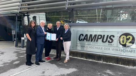 Dagmar Archan, Geschäftsführer Erich Brugger, Diane Freiberger, WKO- Steiermark-Präsident Josef Herk und Rektorin Kristina Edlinger-Ploder (v.l.)