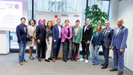 Gruppenbild der Teilnehmer:innen an der Veranstaltung
