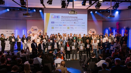 Gruppenbild am Podium