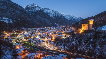 Der Bezirk Landeck bei Nacht