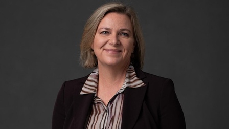 Andrea Maddaluno hat ein Konzept entwickelt, das konkrete Denkanstöße liefert, um ohne noch mehr Aktivität oder zusätzliche Prozesse die unternehmerische Stabilität und Zukunftsfähigkeit zu festigen. 