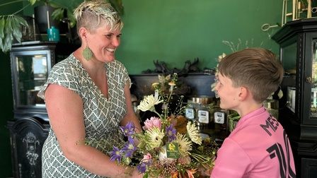 Blumen sagen mehr als tausend Worte, so Monika Metzner, Innungsmeister-Stellvertreterin und Berufszweigsprecherin Floristik. 