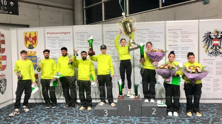 Sieger:innen beim Bundeslehrlingswettbewerb der Bodenleger:innen