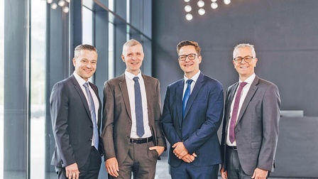 Die Geschäftsführung der GRASS-Gruppe (von links): Ercan Bal (Geschäftsführer Vertrieb & Marketing), Werner Elender (technischer Geschäftsführer), Richard Anrig (kaufmännischer  Geschäftsführer) und Thomas Stellberger (Geschäftsführer GRASS Deutschland).