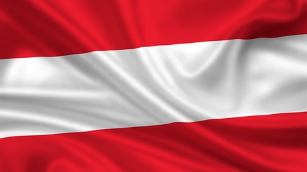 3D-Rendering und Nahaufnahme einer leicht zerknitterten Österreichfahne in den Farben rot-weiß-rot