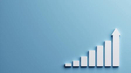 Auf hellblauem Hintergrund sieht man in der rechten Bildhälfte weiße, rechteckige Klötze, die immer größer werden. Der letzte Klotz ist ein Pfeil.