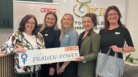 Im Artikelbild: Charlotte Jautz, Sophie Smoley, Andrea Nittnaus, Kimberly Strauby, Bianca Hartmann-Waba