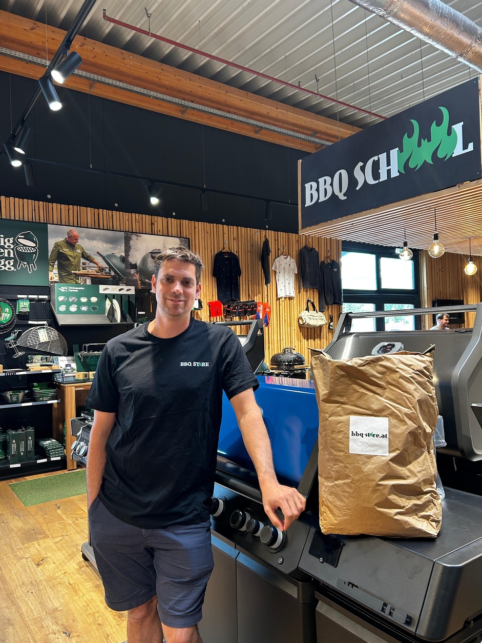 Geschäftsführer Jörg Lebrecht, BBQ-Store Eisenstadt 