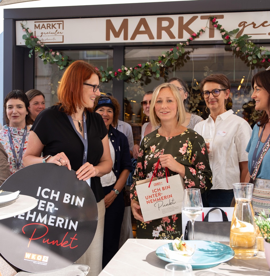 Besuch der Unternehmerinnen bei der UnternehmerinnenROAS in Ottensheim